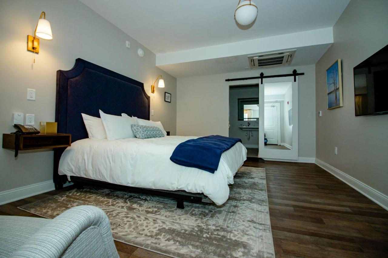 The Colonial Inn هيلزبورو المظهر الخارجي الصورة